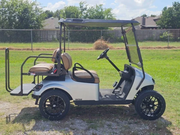 2025 E-Z-GO TXT Gas Golf Cart - Image 7
